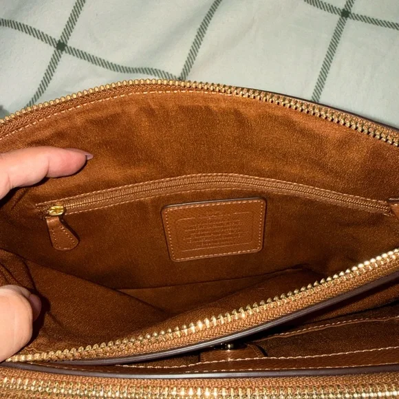 Coach Tan Leather Shoulder Bag - Picture 7 of 8
